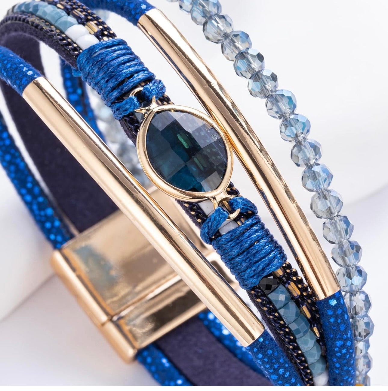 Wrap Bracelet with Magnetic Clasp (Blue)